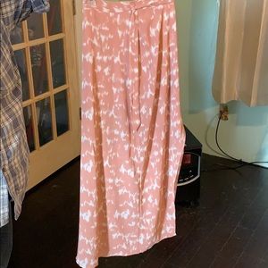 Lightweight long skirt